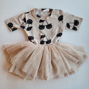 Huxbaby dress like new!